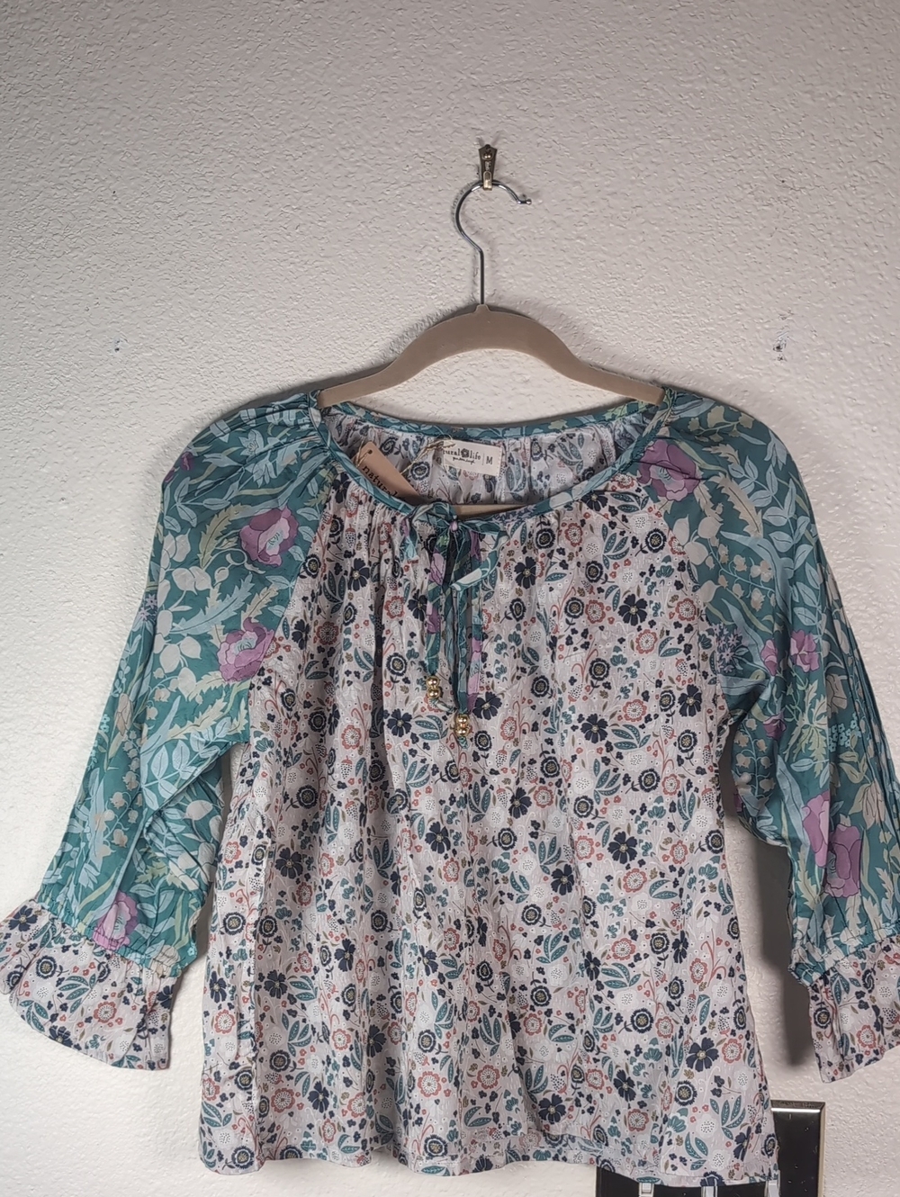 Natural Life Magnolia Cotton Top NWT